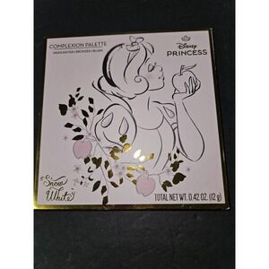 Taste Beauty Disney‎ Snow White Complexion Palette New